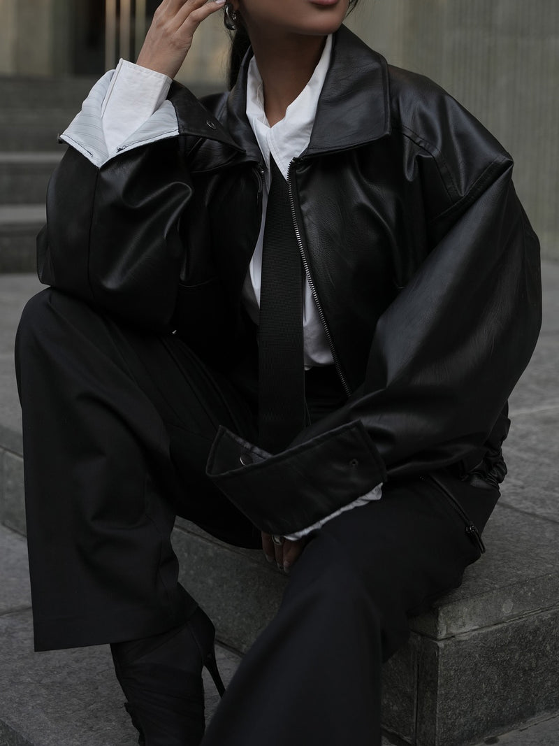 Effortlessly Elegant Jacket with a Timeless Design