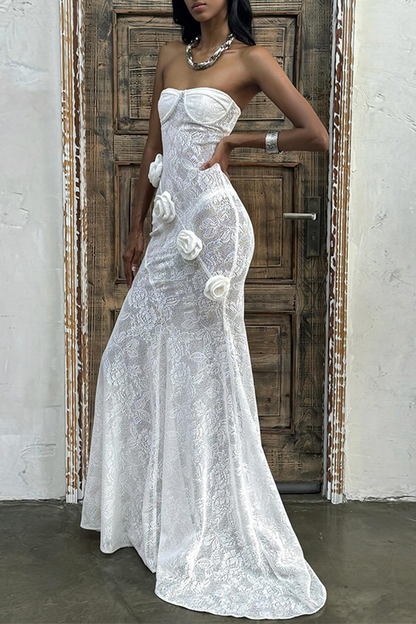 Beautifully Finished Dress in a Timeless Design