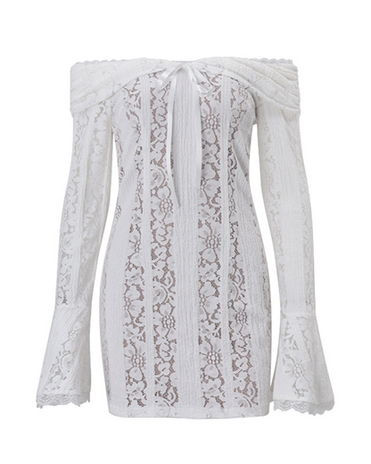 Beautifully Crafted Blouse in a Classic Style
