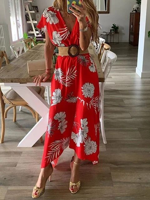Classic Vintage Dress with a Flattering Fit