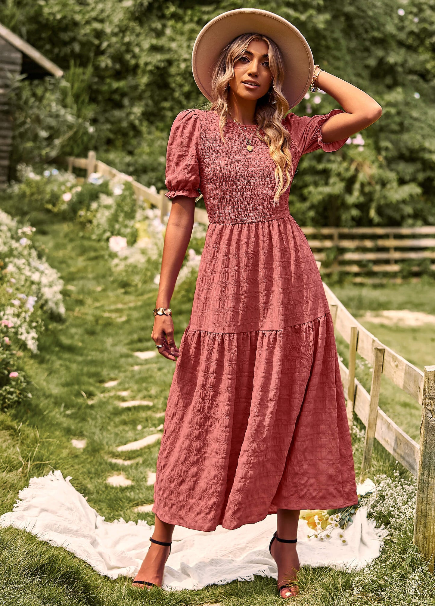 Classic Vintage Dress with a Flattering Fit