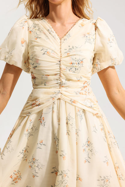 Polished Dress with an Effortless Classic Look