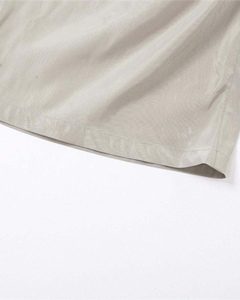 Effortlessly Elegant Pants with a Timeless Design