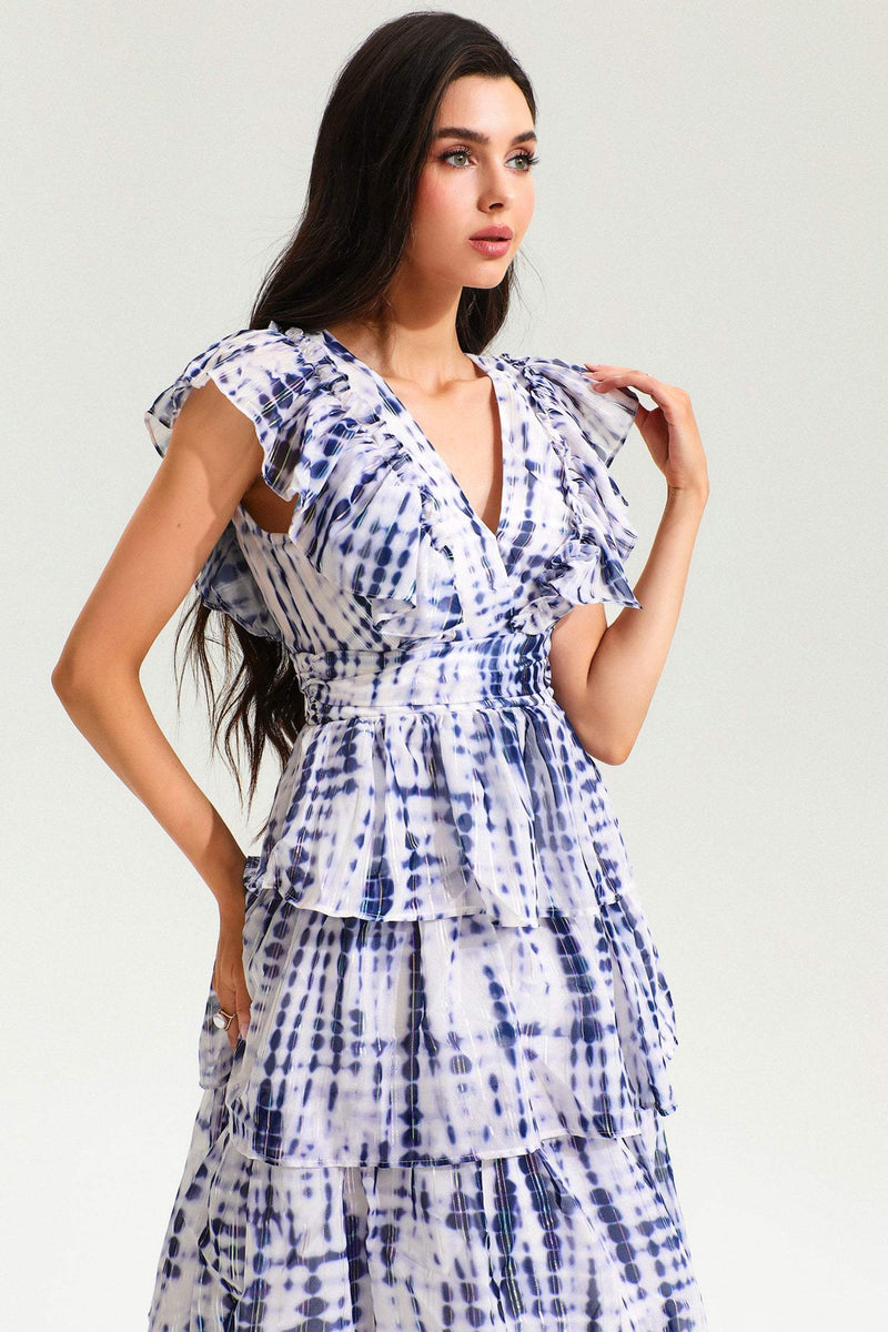 Gracefully Styled Dress for Any Occasion