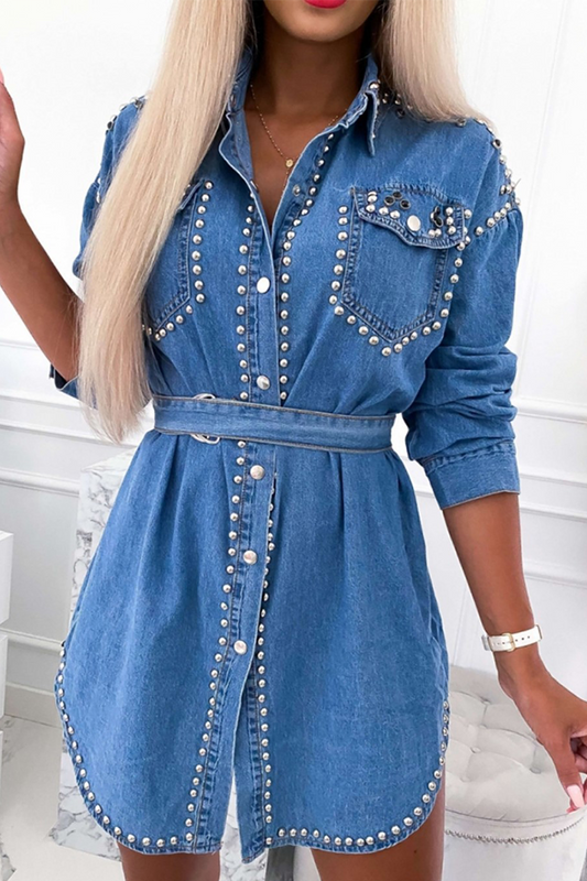 Polished Dress with an Effortless Classic Look