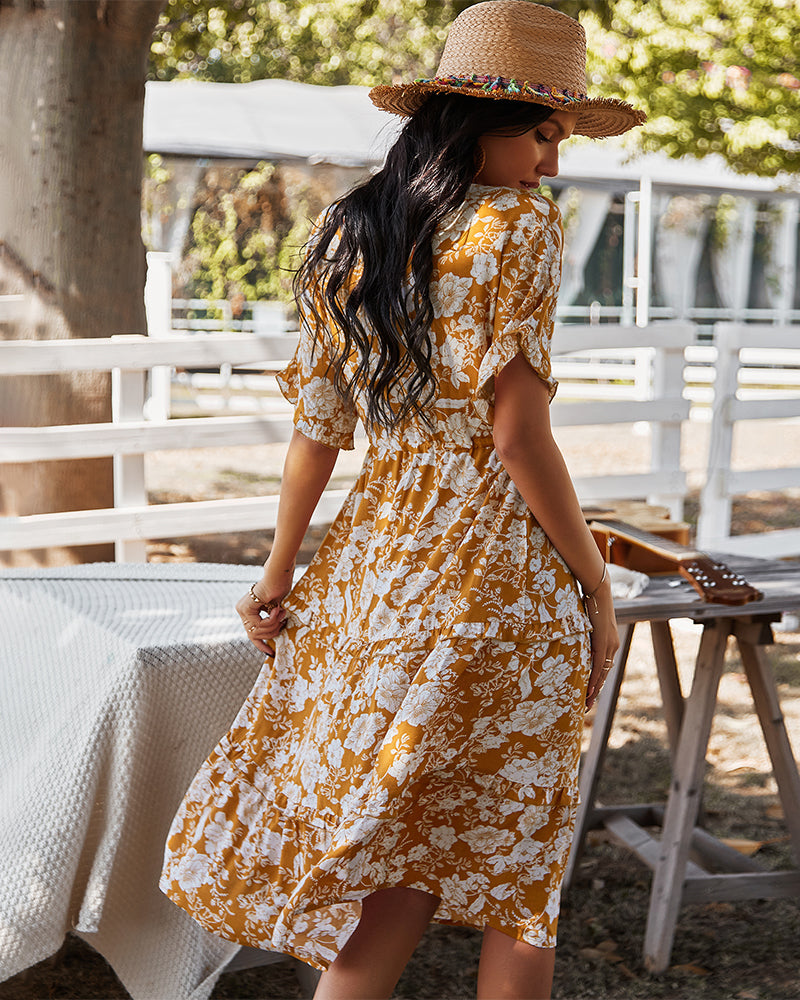 Sophisticated Dress with a Clean Classic Look