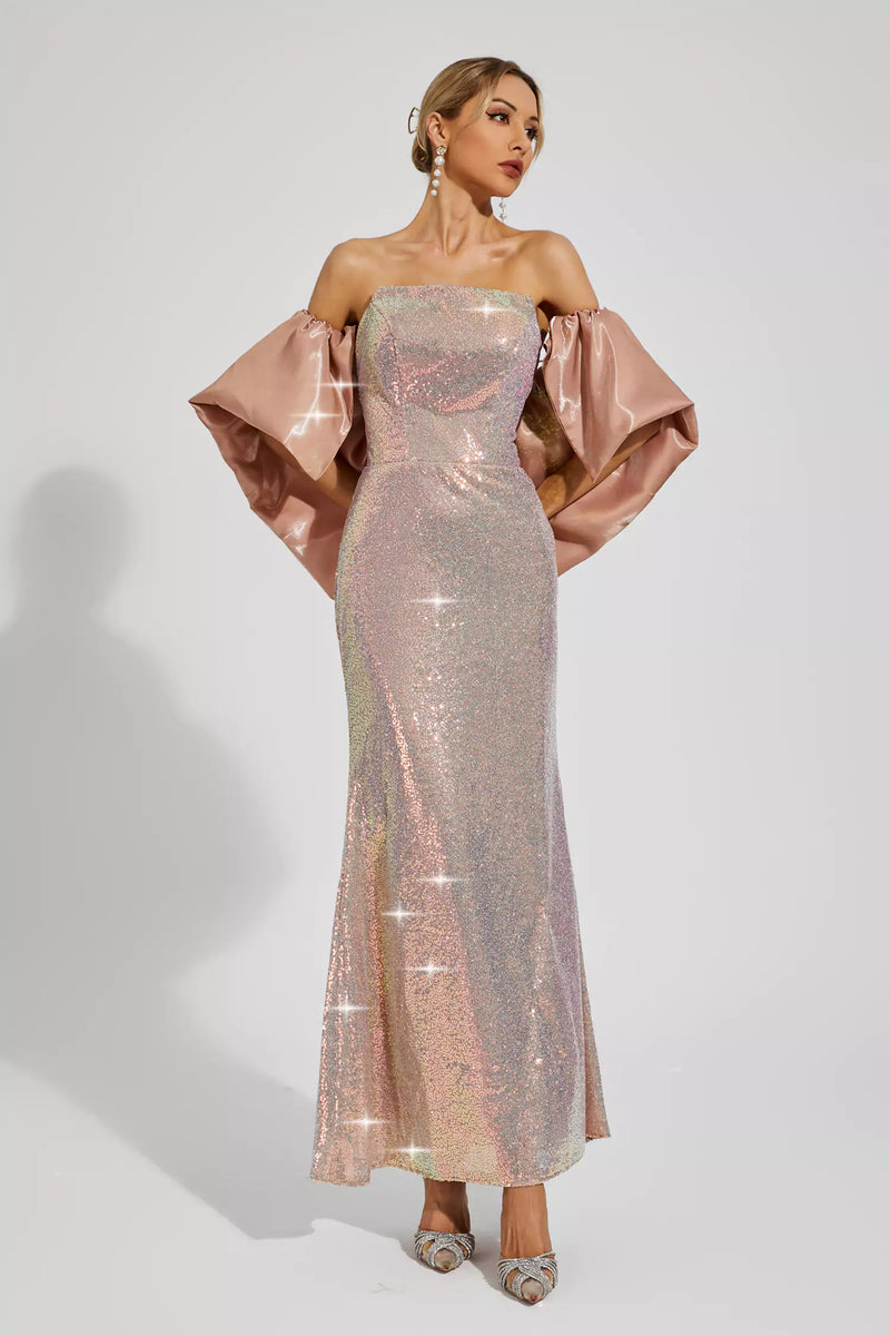 Effortlessly Elegant Dress with a Timeless Design