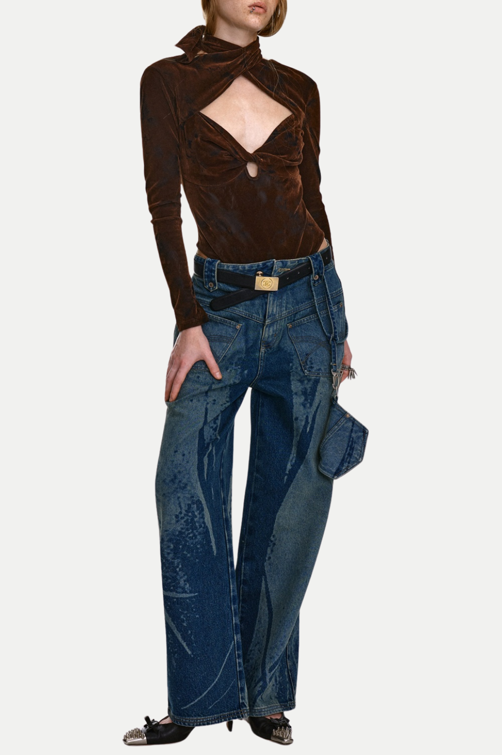 Beautifully Finished Garment in a Timeless Design