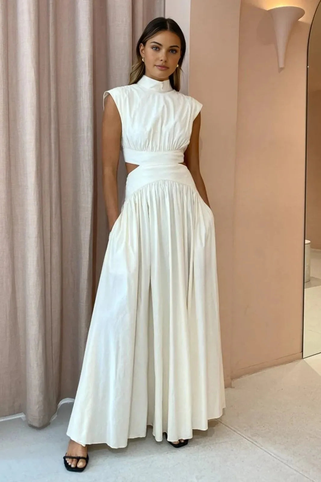 Gracefully Styled Dress for Any Occasion