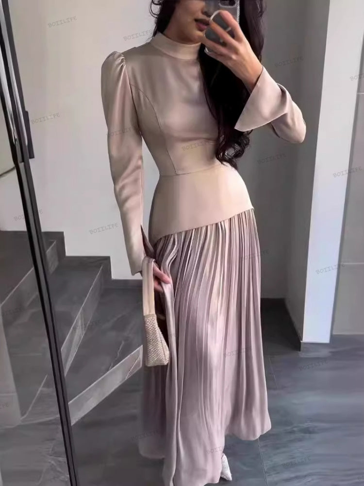 Gracefully Styled Dress for Any Occasion