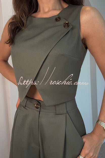 Beautifully Finished Pants in a Timeless Design