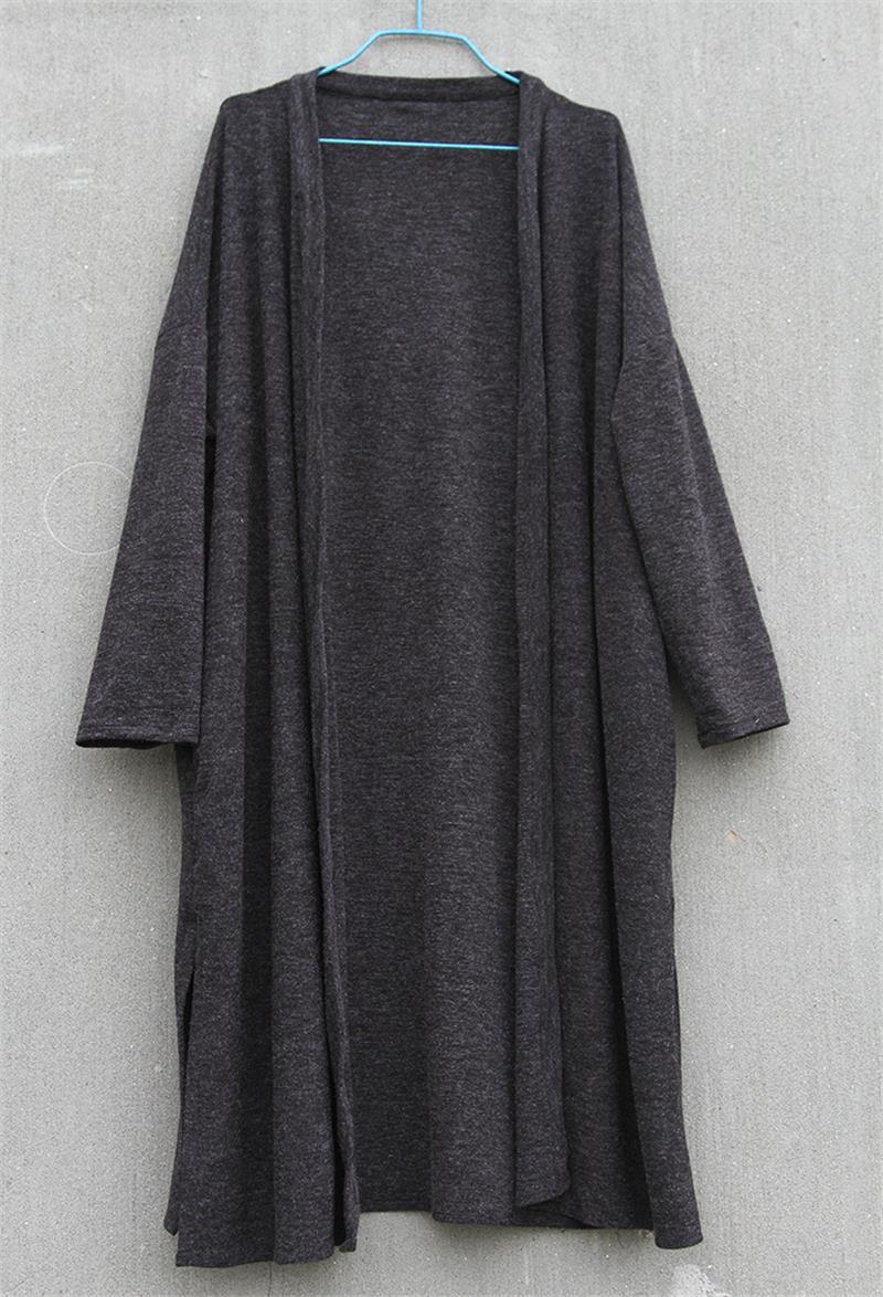 Effortlessly Elegant Cardigan with a Timeless Design