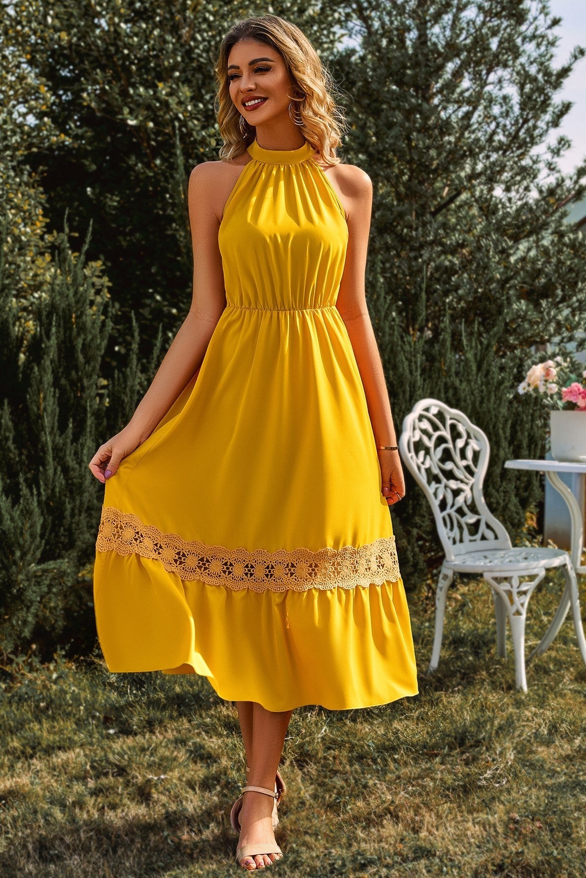 Sophisticated Dress with a Clean Classic Look