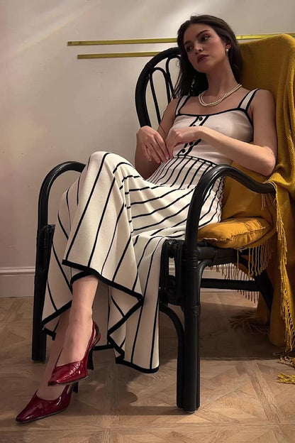 Sophisticated Dress with a Clean Classic Look