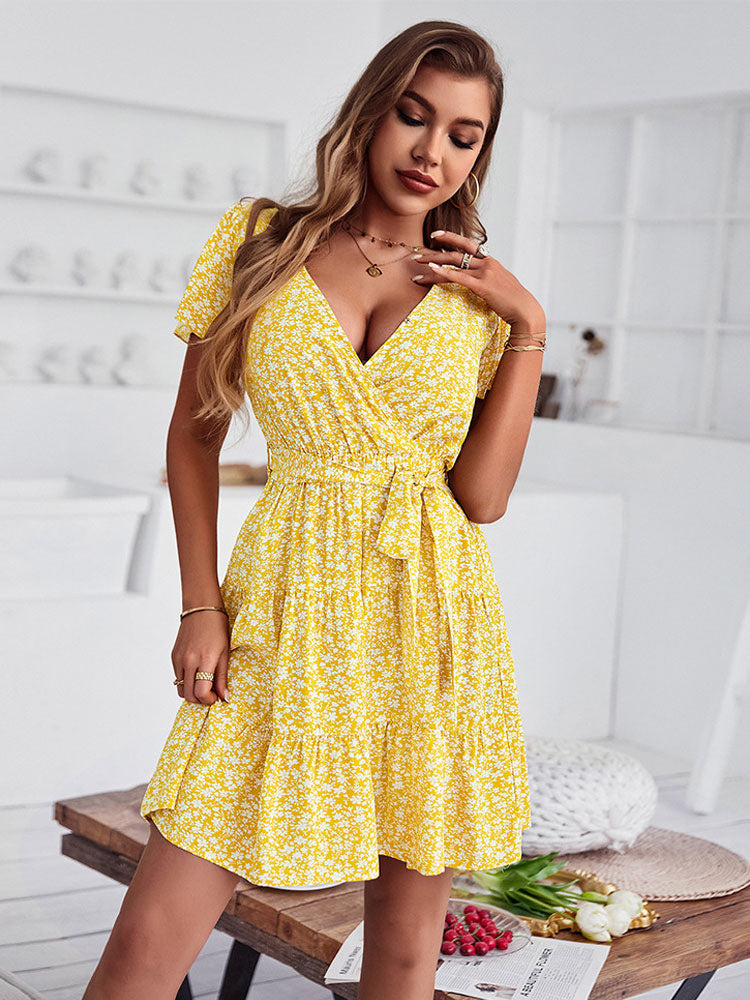 Gracefully Styled Dress for Any Occasion