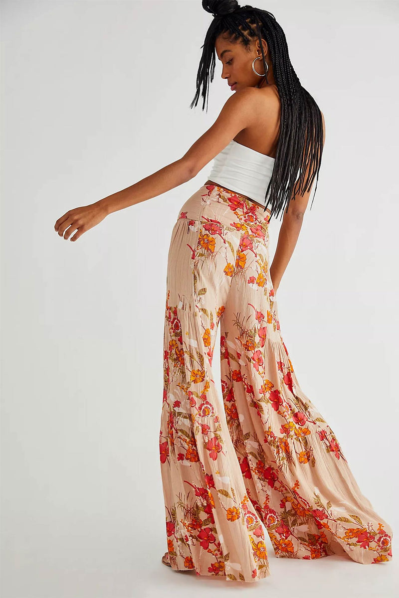 Classic Vintage Pants with a Flattering Fit