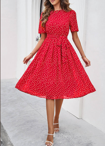 Classic Vintage Dress with a Flattering Fit