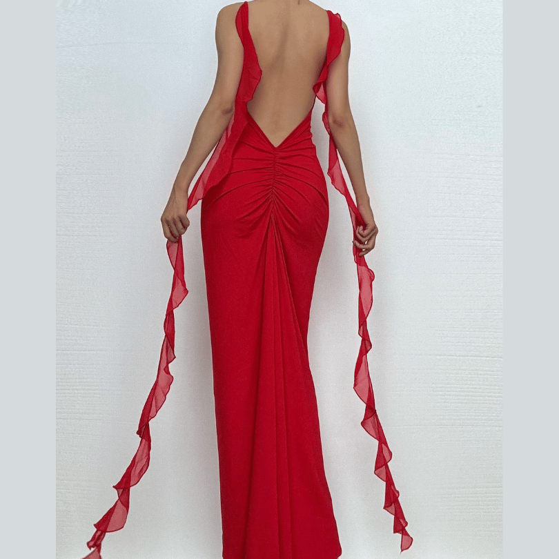 A Vintage Style Dress with Delicate Timeless Details