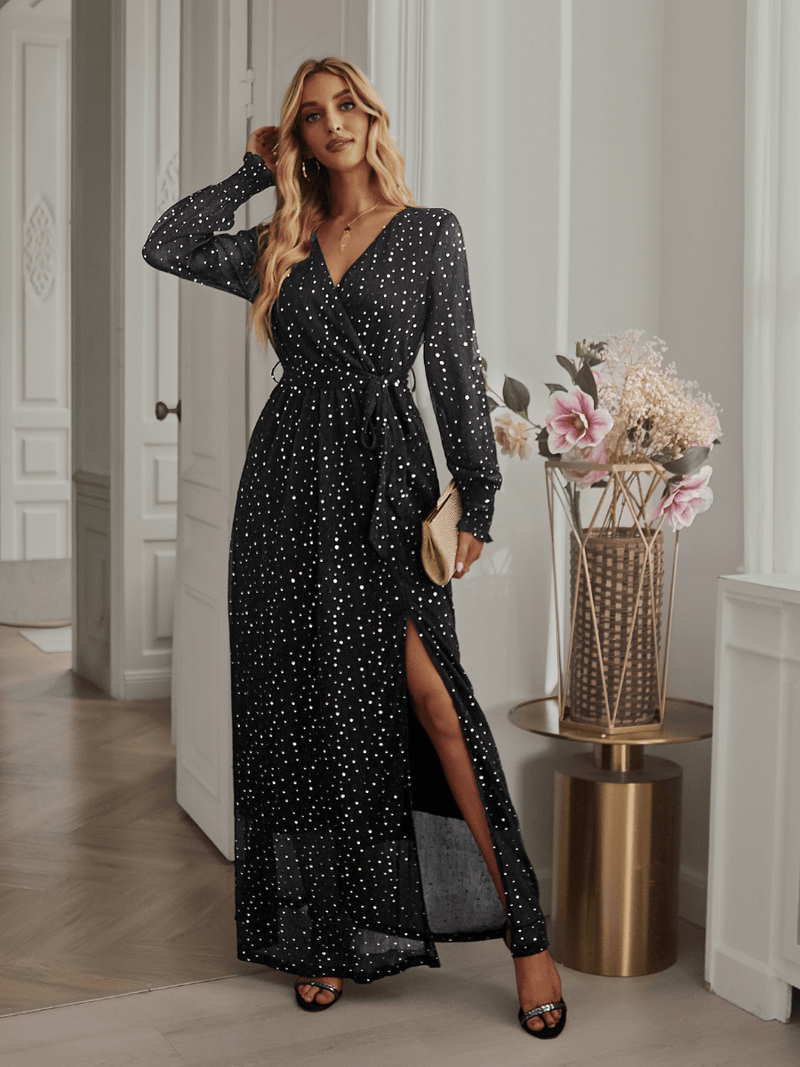 Effortlessly Elegant Dress with a Timeless Design
