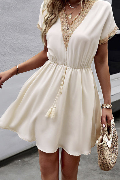 Beautifully Finished Dress in a Timeless Design