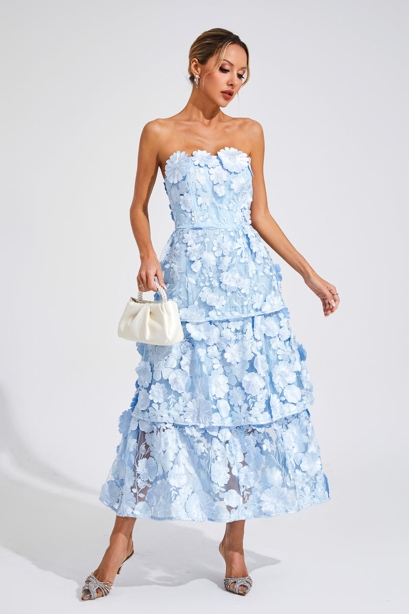 A Vintage Style Dress with Delicate Timeless Details