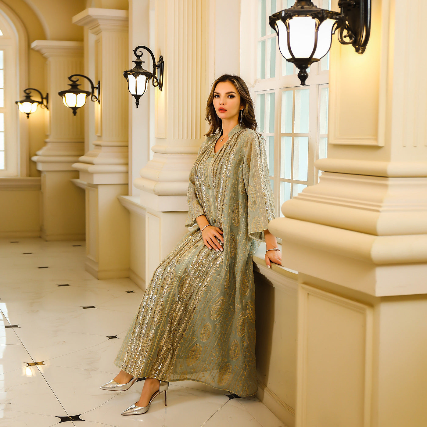 Sophisticated Dress with a Clean Classic Look