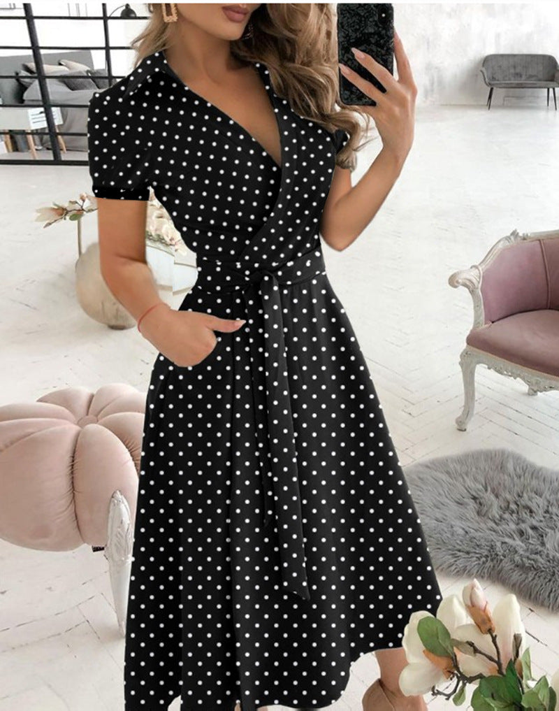 Classic Vintage Dress with a Flattering Fit