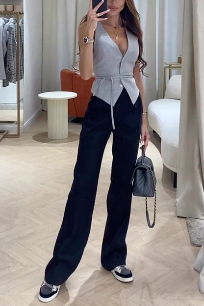 Effortlessly Elegant Garment with a Timeless Design