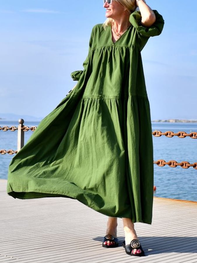 Sophisticated Dress with a Clean Classic Look