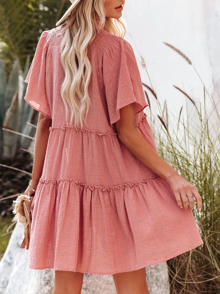 Well Tailored Dress with a Graceful Silhouette