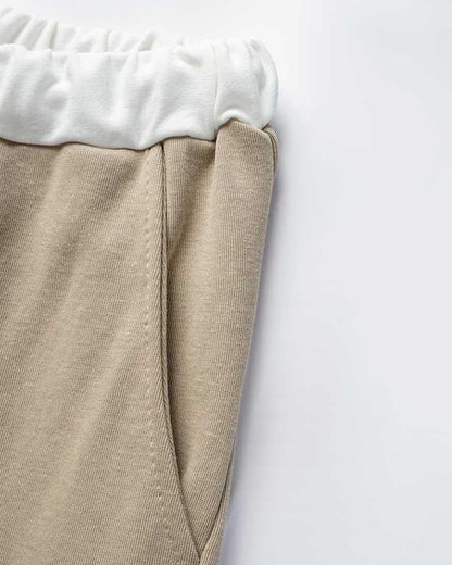 Elegantly Styled Pants for Everyday Wear