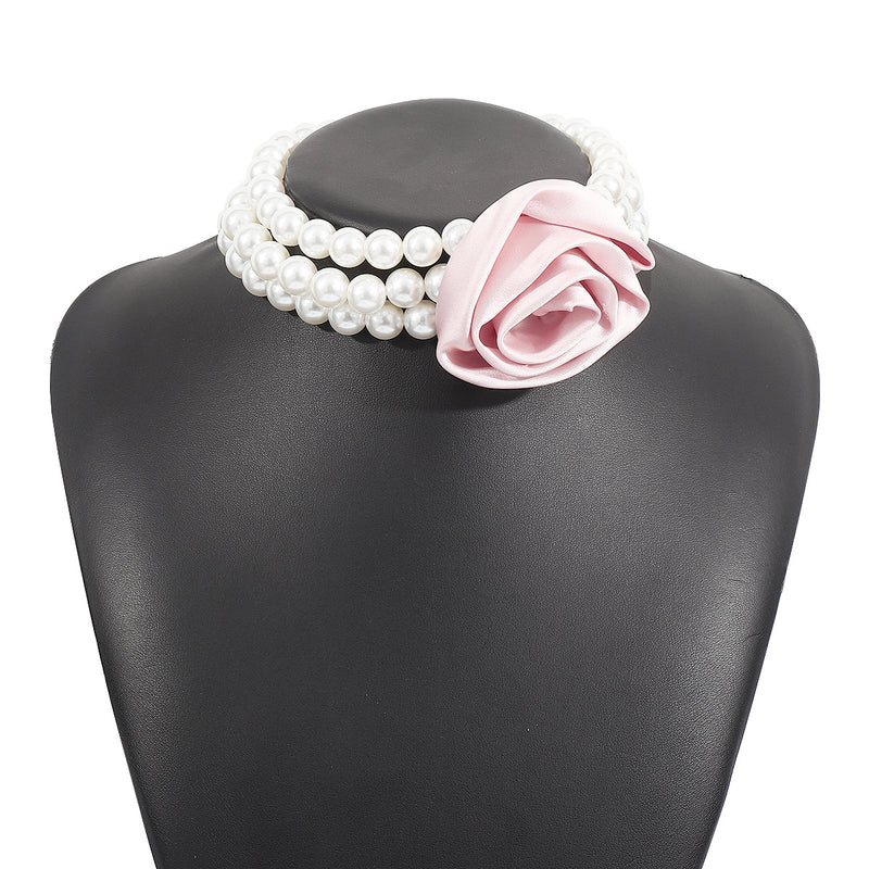 Charming Pearl Necklace for Any Occasion
