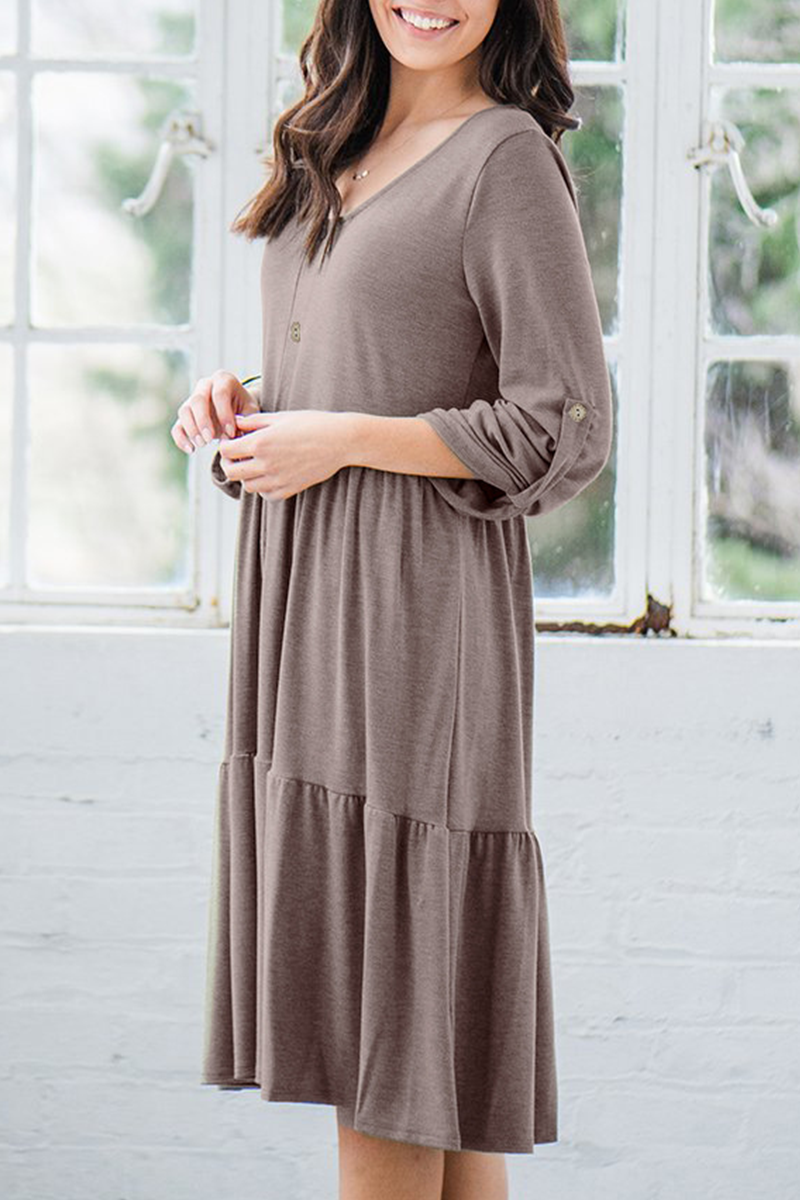 A Vintage Style Dress with Delicate Timeless Details
