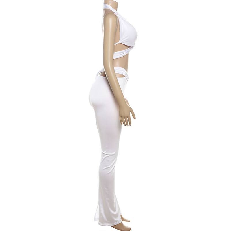 Gracefully Styled Garment for Any Occasion