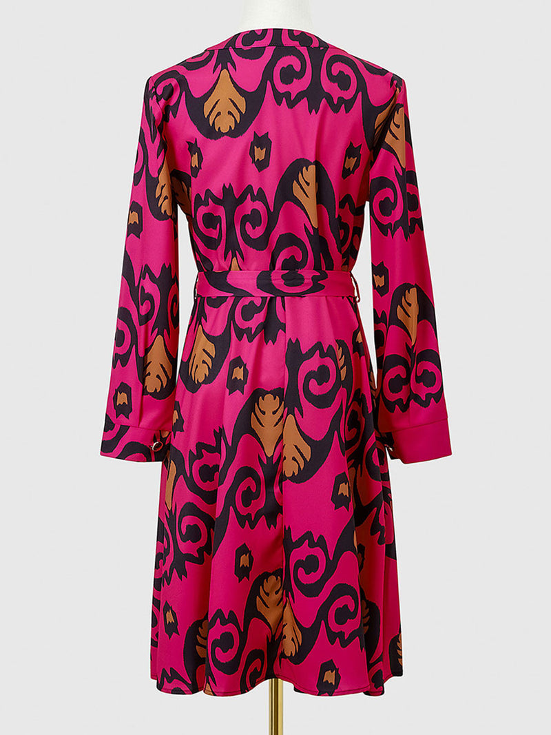 Classic Vintage Dress with a Flattering Fit