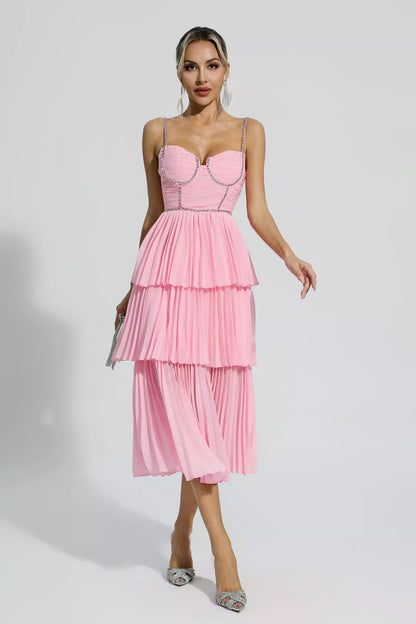 Gracefully Styled Dress for Any Occasion