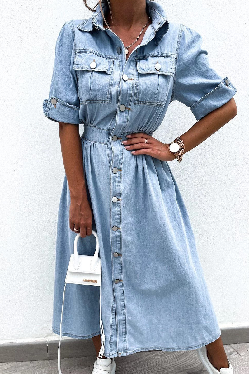 Beautifully Crafted Dress in a Classic Style