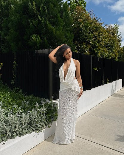 Effortlessly Elegant Dress with a Timeless Design