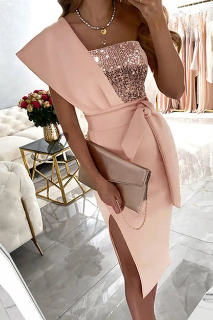 Polished Dress with an Effortless Classic Look