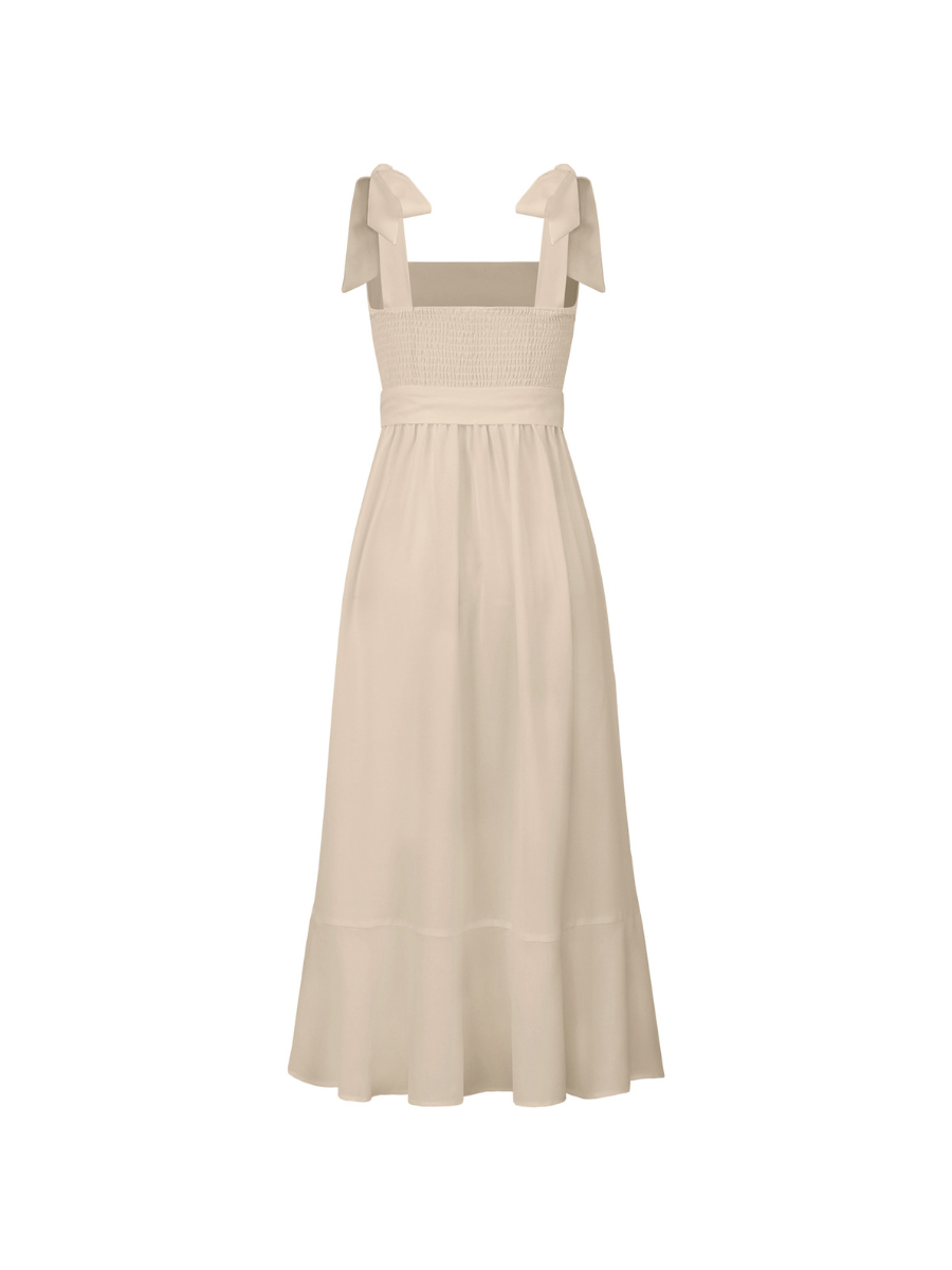 Effortlessly Elegant Dress with a Timeless Design