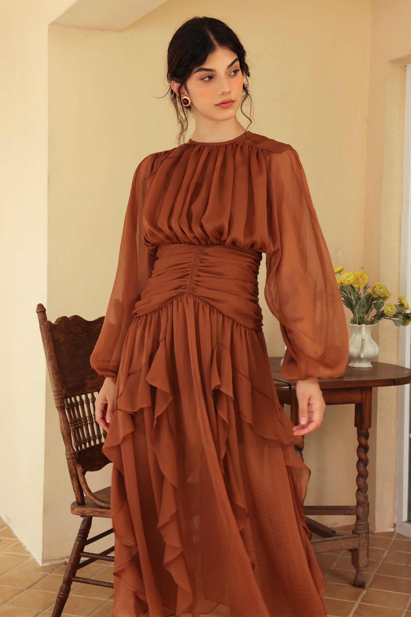 Beautifully Crafted Dress in a Classic Style
