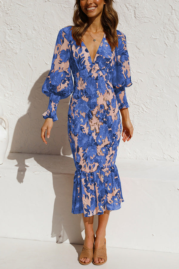 Classic Vintage & Enduringly Stylish Dress