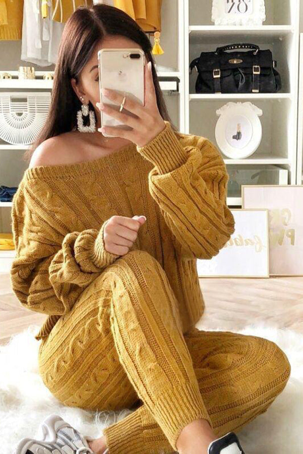 Gracefully Styled Sweater for Any Occasion