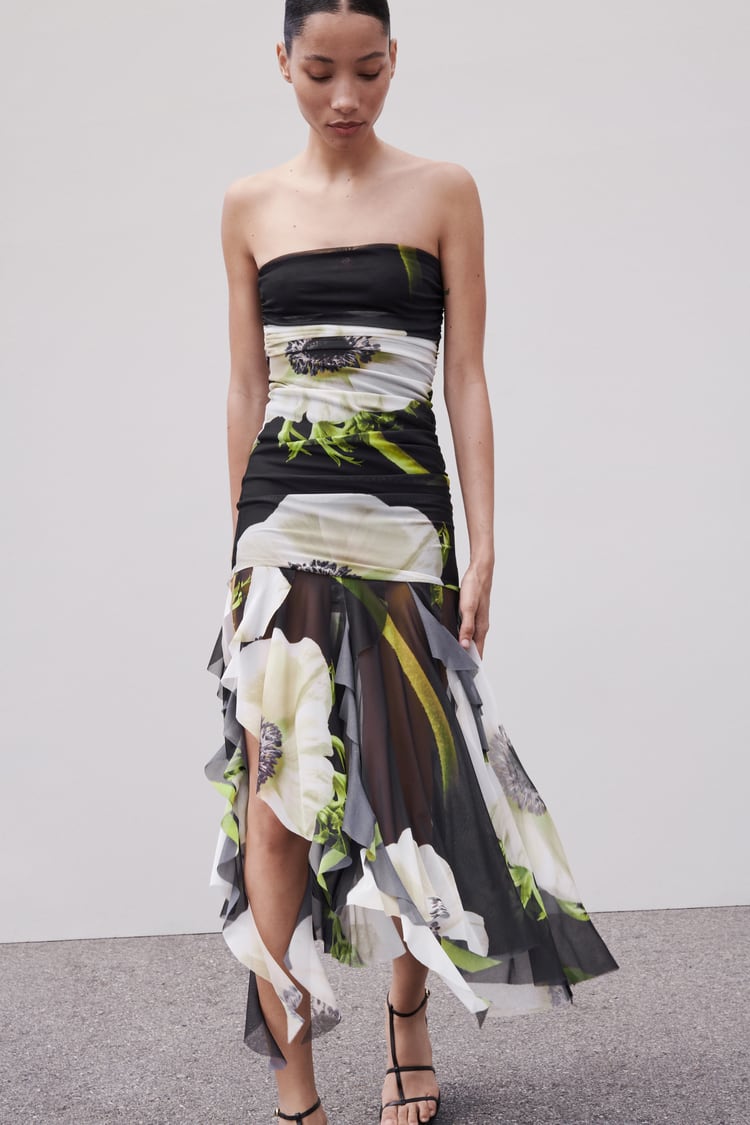 A Vintage Style Dress with Delicate Timeless Details