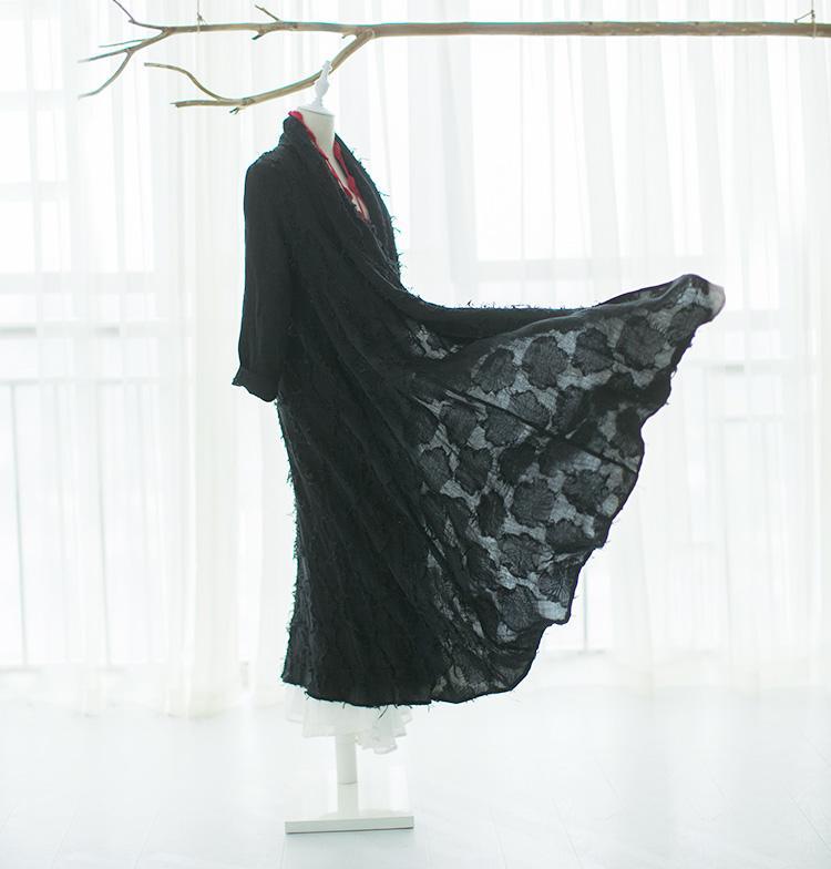 Gracefully Styled Cardigan for Any Occasion