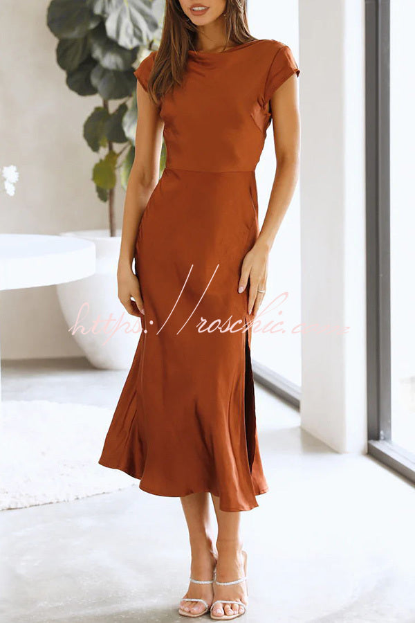 Polished Dress with an Effortless Classic Look
