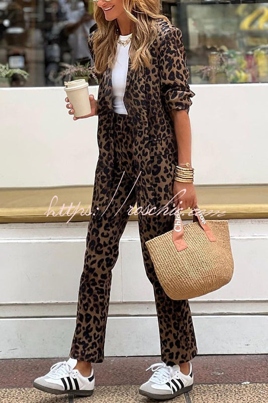 Well Tailored Pants with a Graceful Silhouette