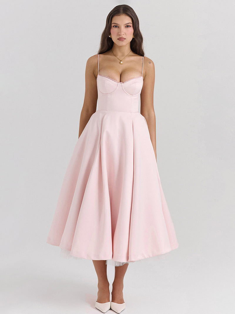 Classic Vintage & Enduringly Stylish Dress