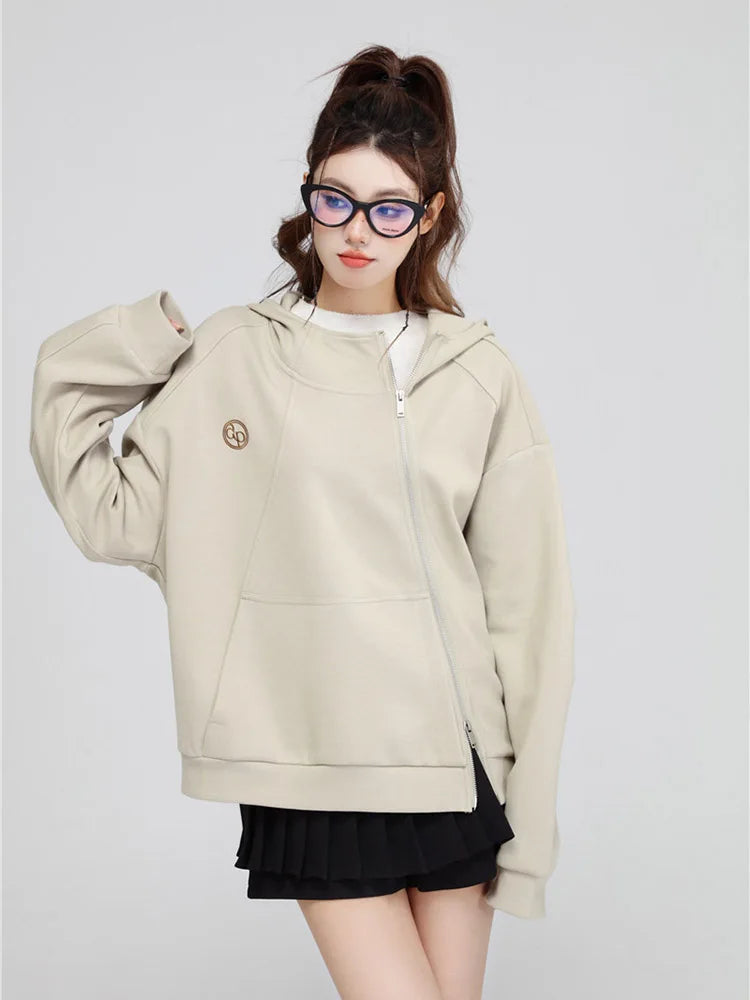 Effortlessly Elegant Garment with a Timeless Design