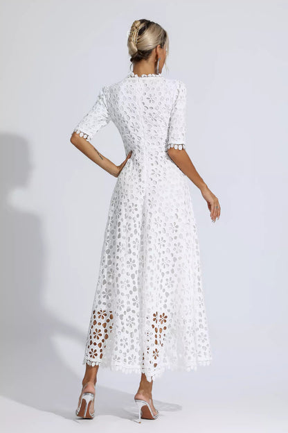 Beautifully Crafted Dress in a Classic Style